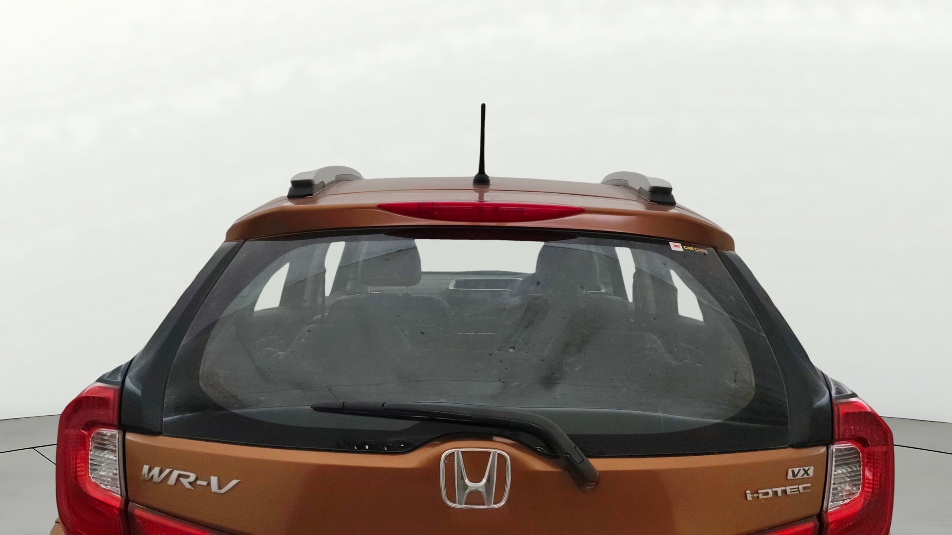 View 2018 Honda WR-V S MT Diesel Edge Edition Image 4 Used 2018 Honda WR-V S MT Diesel Edge Edition Image 4