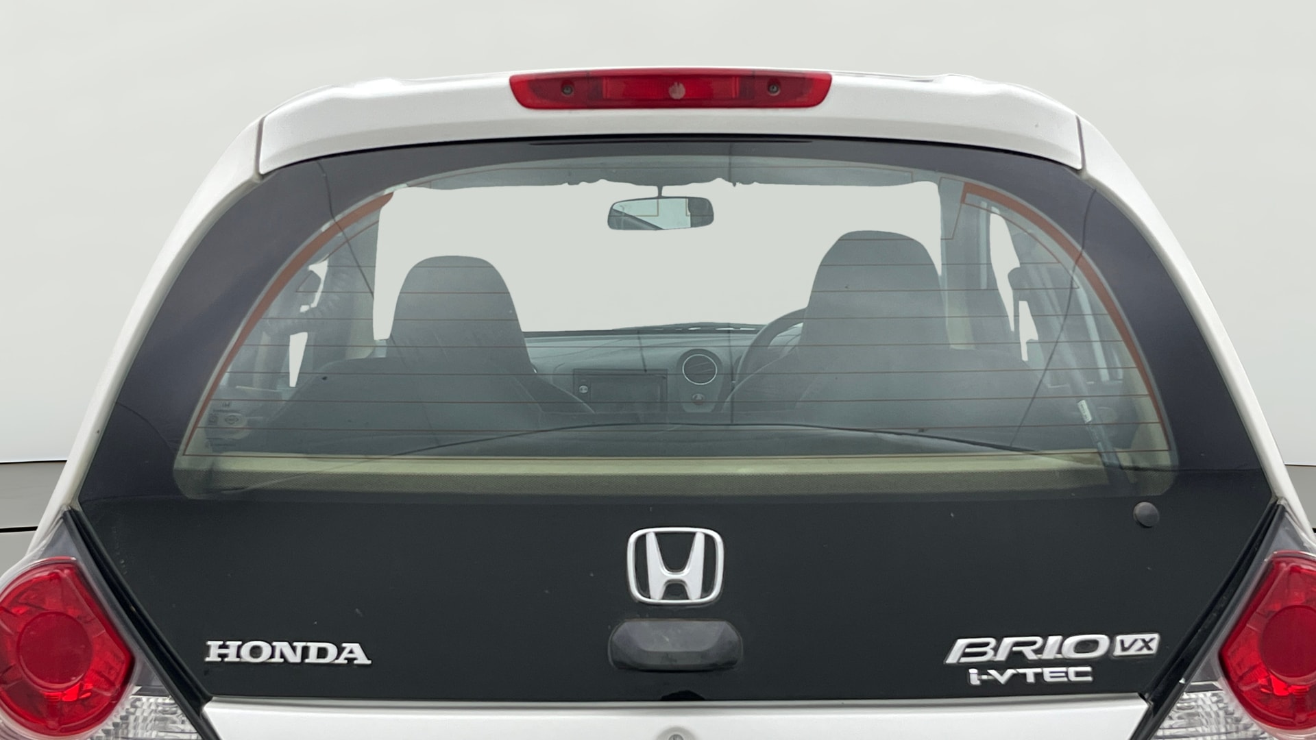View 2015 Honda Brio VX AT Petrol Image 4 Used 2015 Honda Brio VX AT Petrol Image 4