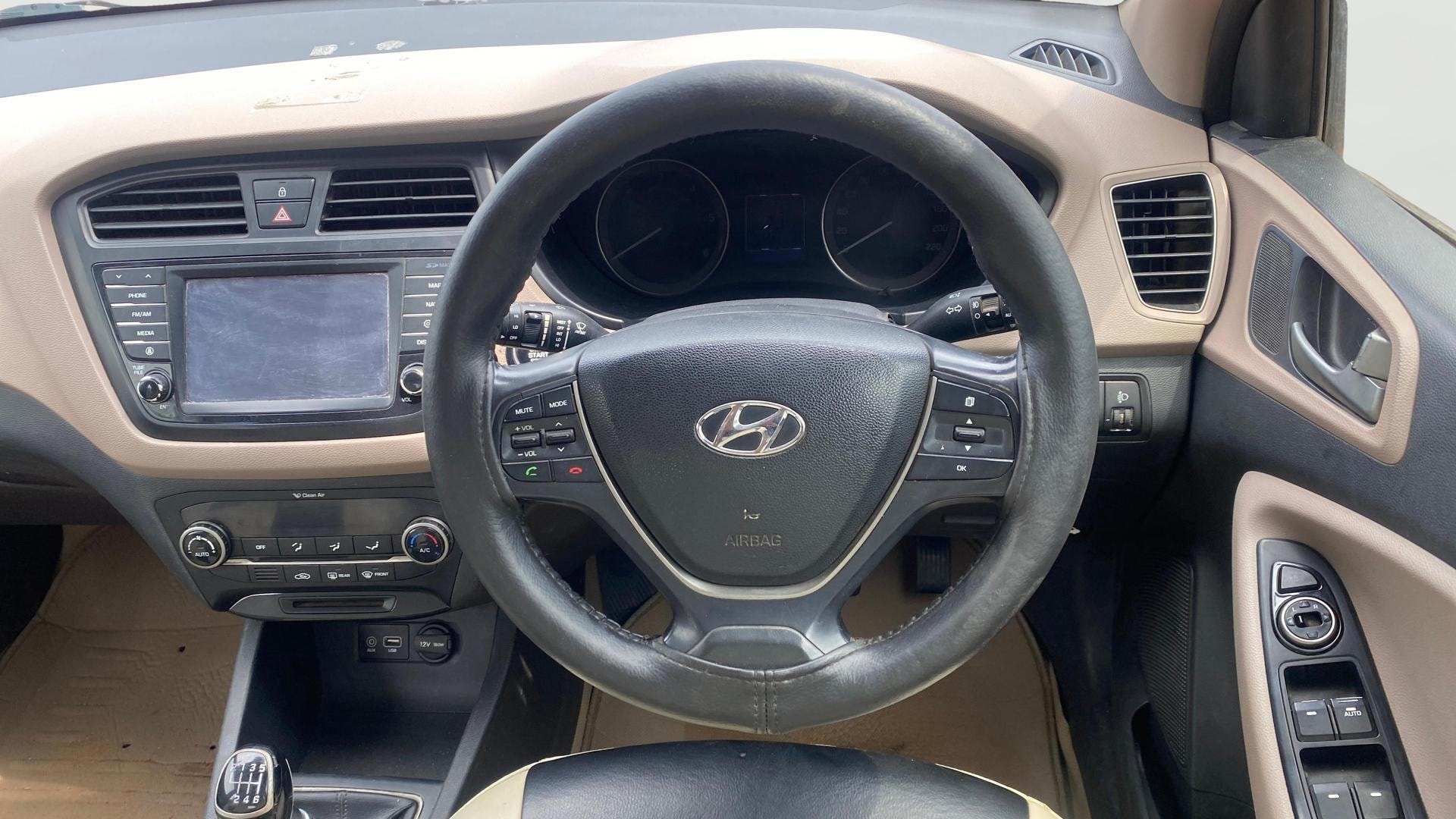 Used 2015 Hyundai Elite i20 Used 2015 Hyundai Elite i20