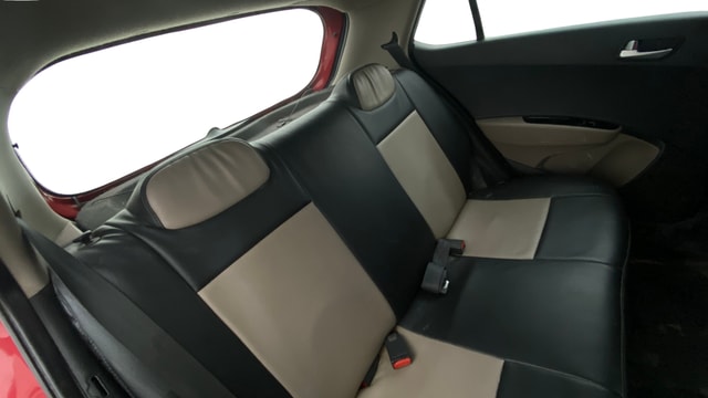 View Hyundai Grand i10 Image 29 Used Hyundai Grand i10 Image 29
