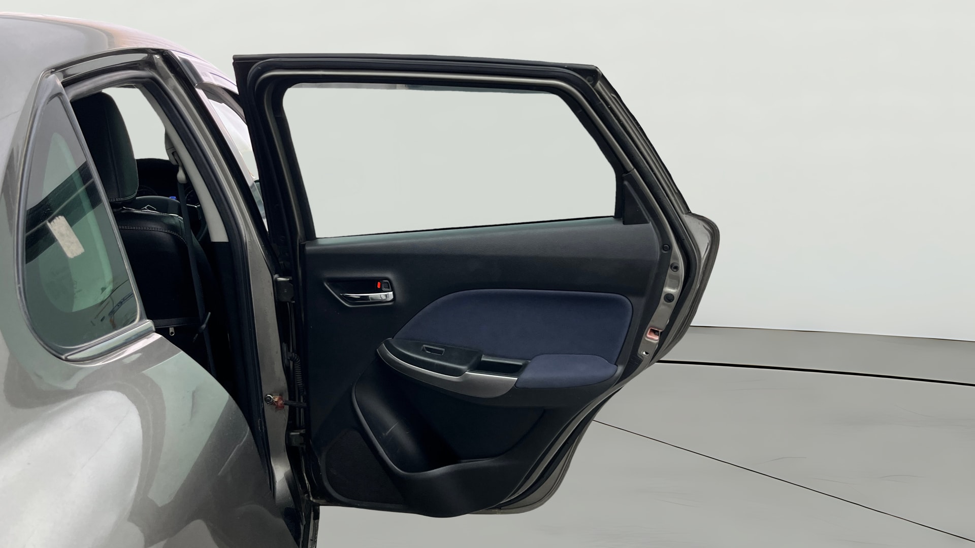 View 2019 Maruti Suzuki 1000 Base Variant Image 5 Used 2019 Maruti Suzuki 1000 Base Variant Image 5