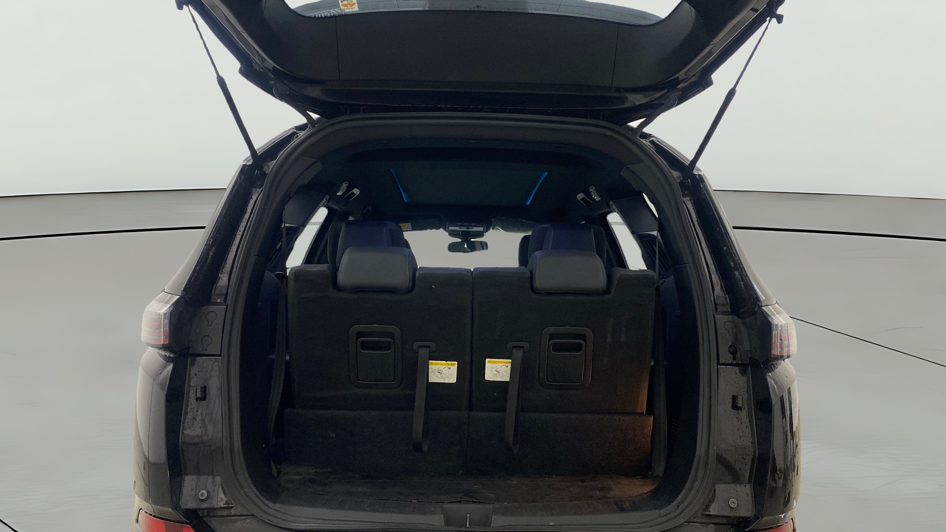 View 2024 Tata Safari XZA Plus Option Dark Image 42 Used 2024 Tata Safari XZA Plus Option Dark Image 42