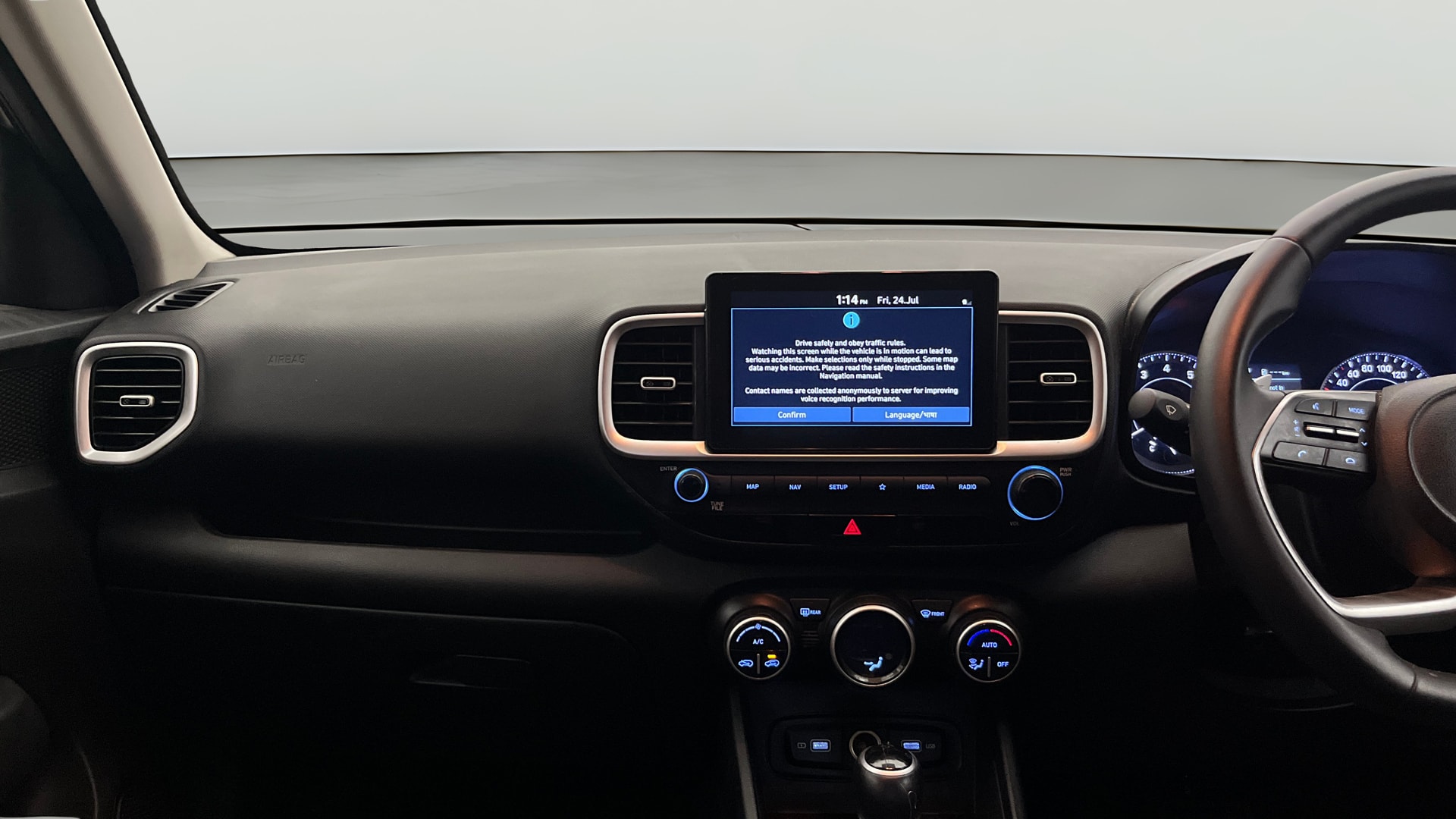 View 2021 Hyundai Venue SX Plus 1.0 Petrol AT Image 17 Used 2021 Hyundai Venue SX Plus 1.0 Petrol AT Image 17