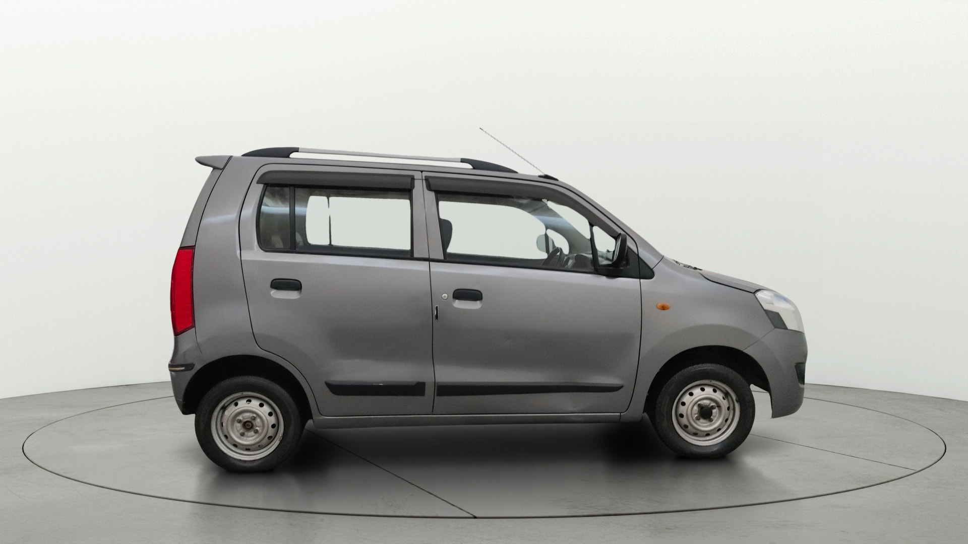 View 2018 Maruti Suzuki 1000 Base Variant Image 8 Used 2018 Maruti Suzuki 1000 Base Variant Image 8