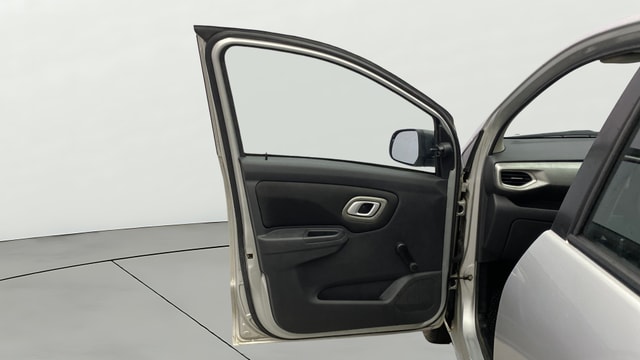 View Datsun Redi GO Image 30 Used Datsun Redi GO Image 30
