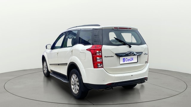 View Mahindra XUV500 Image 2 Used Mahindra XUV500 Image 2