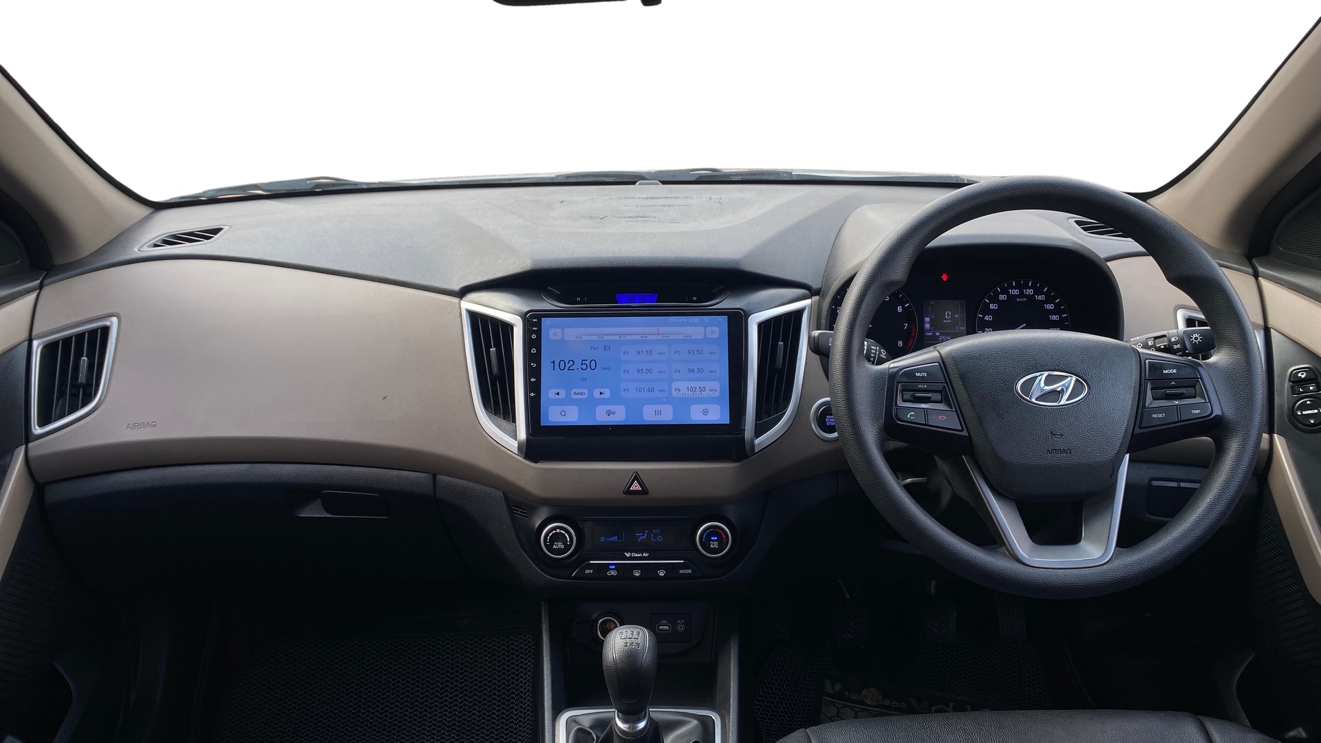 View 2016 Hyundai Creta SX 1.6 Petrol Image 15 Used 2016 Hyundai Creta SX 1.6 Petrol Image 15