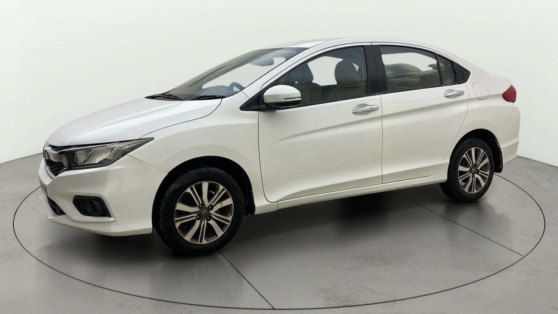 View 2018 Honda City ZX MT Diesel Anniversary Edition Image 37 Used 2018 Honda City ZX MT Diesel Anniversary Edition Image 37