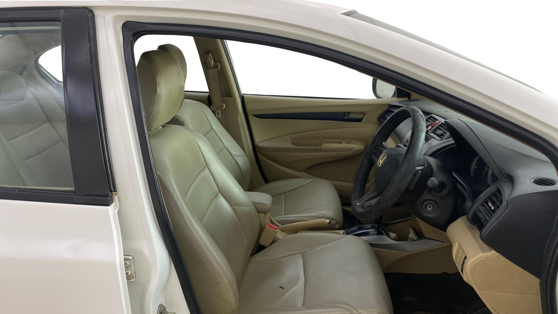 View 2013 Honda City ZX MT Diesel Anniversary Edition Image 25 Used 2013 Honda City ZX MT Diesel Anniversary Edition Image 25