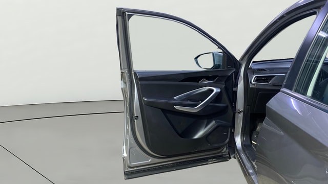 View MG Hector Image 40 Used MG Hector Image 40