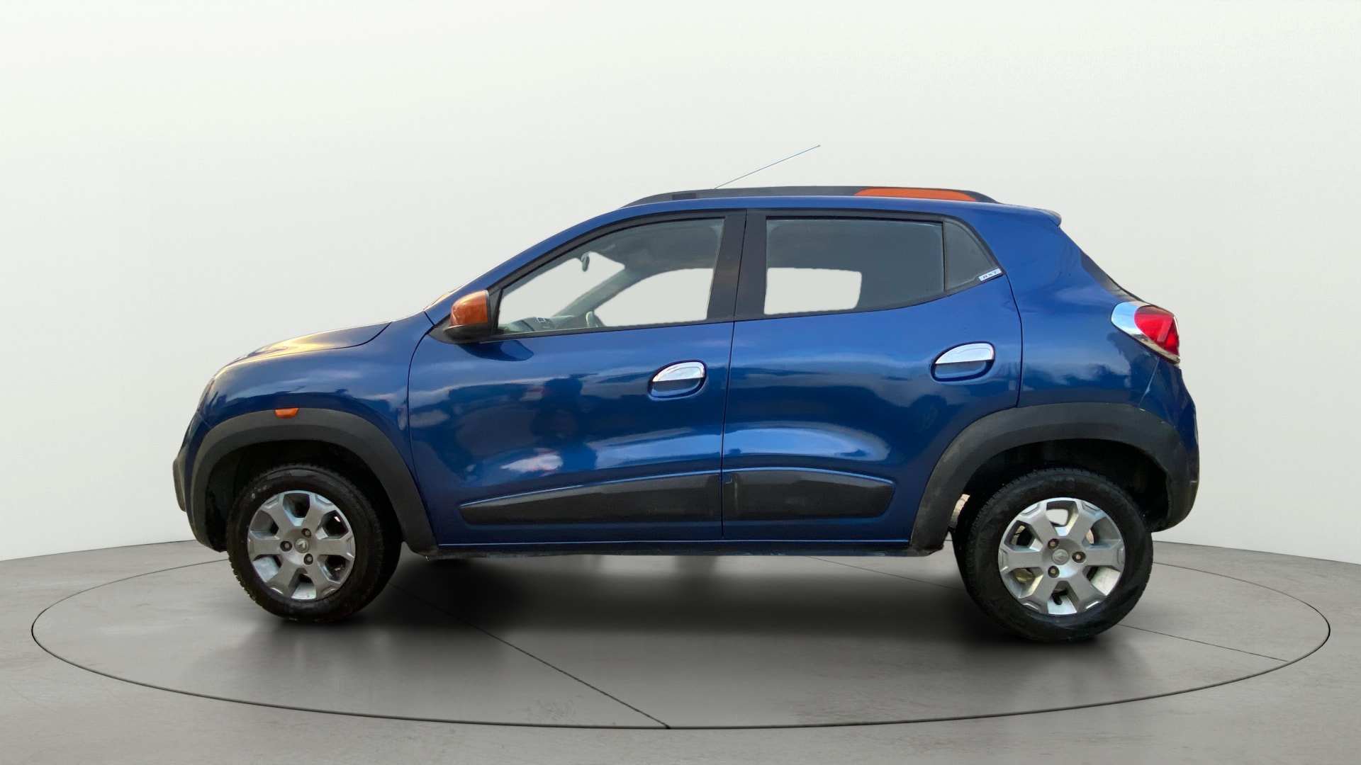 View 2019 Renault Kwid RXT 1.0 Driver Airbag Option Image 5 Used 2019 Renault Kwid RXT 1.0 Driver Airbag Option Image 5