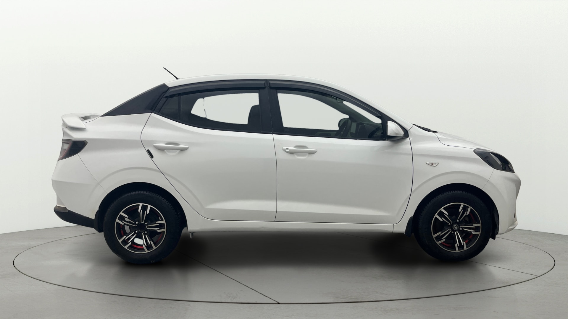 Used 2022 Hyundai Aura Used 2022 Hyundai Aura