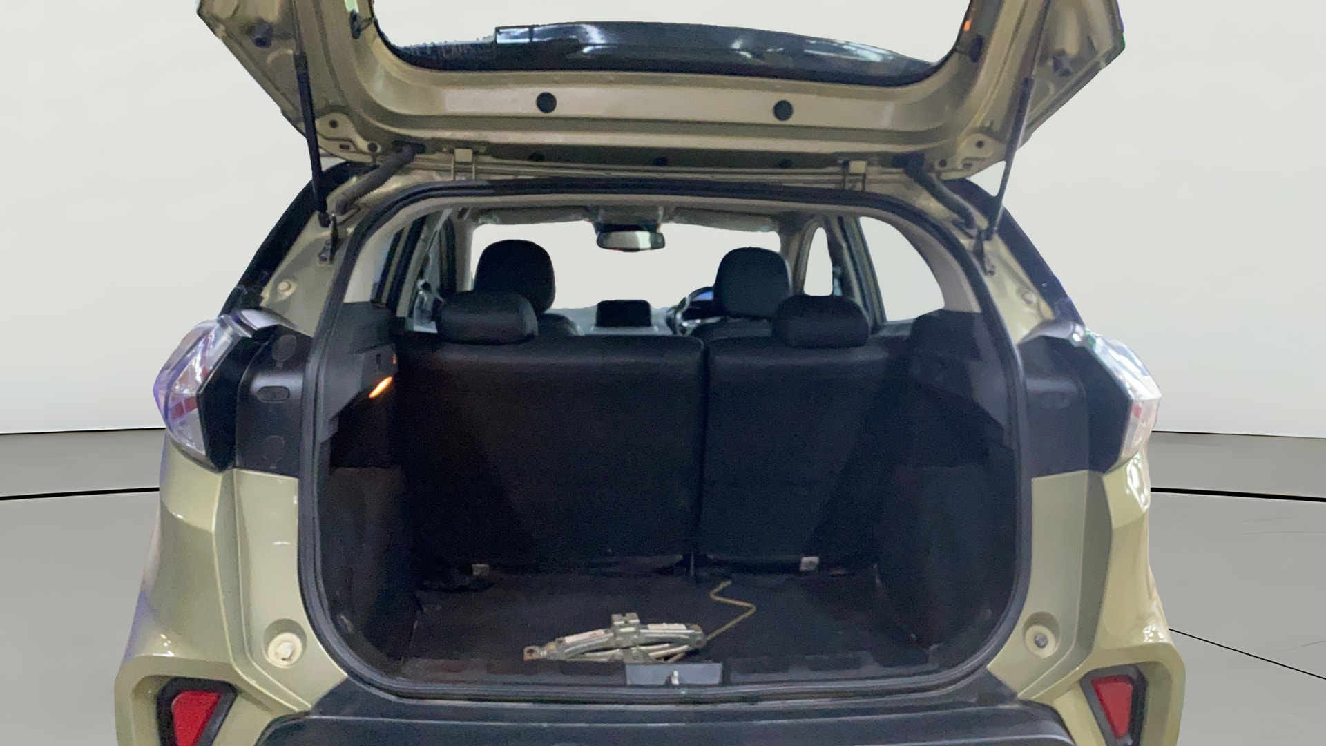 View 2022 Tata Nexon Revotron XE Image 43 Used 2022 Tata Nexon Revotron XE Image 43