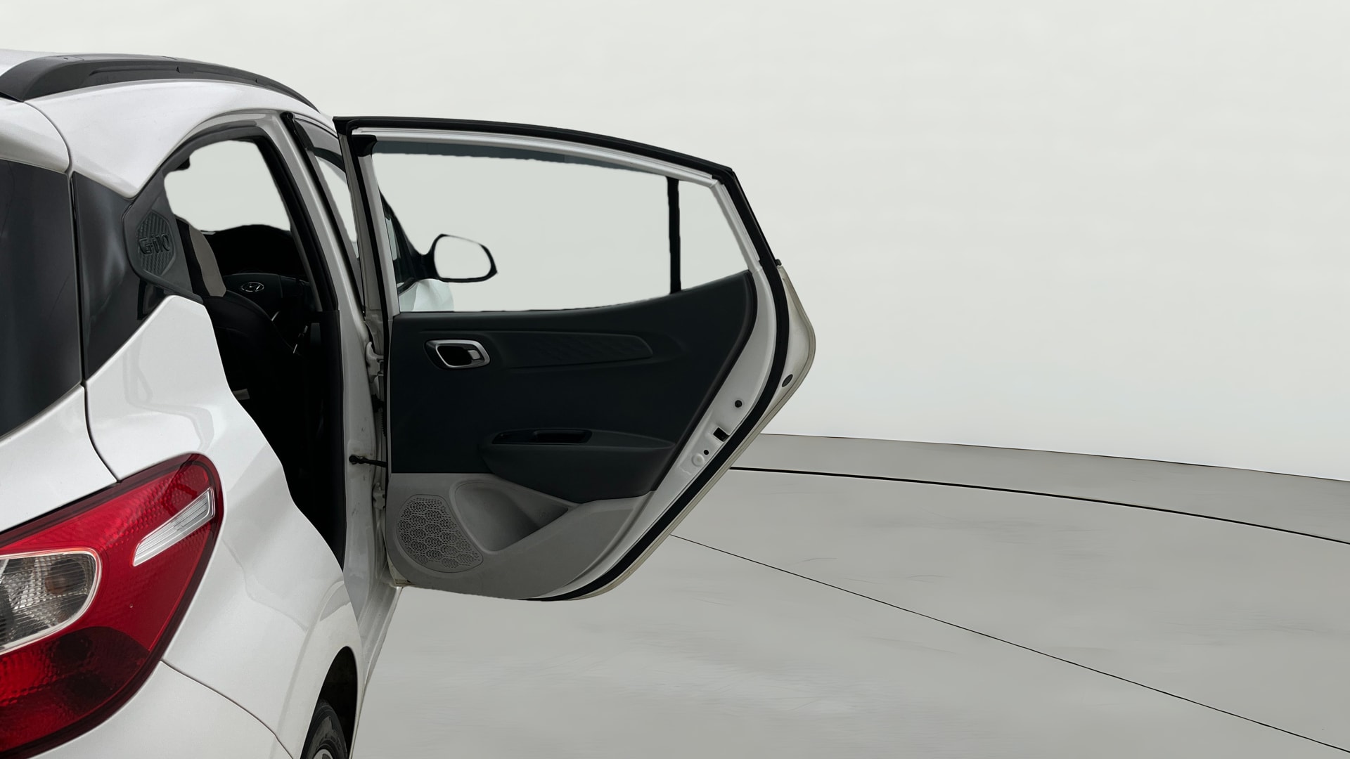 View 2020 Hyundai Grand i10 Nios Asta Petrol AMT Image 7 Used 2020 Hyundai Grand i10 Nios Asta Petrol AMT Image 7