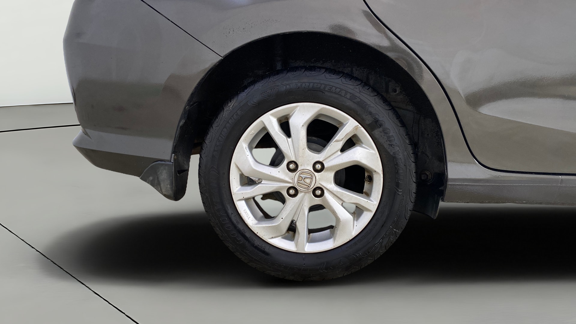 View 2019 Honda Amaze E MT Petrol BS IV Image 23 Used 2019 Honda Amaze E MT Petrol BS IV Image 23