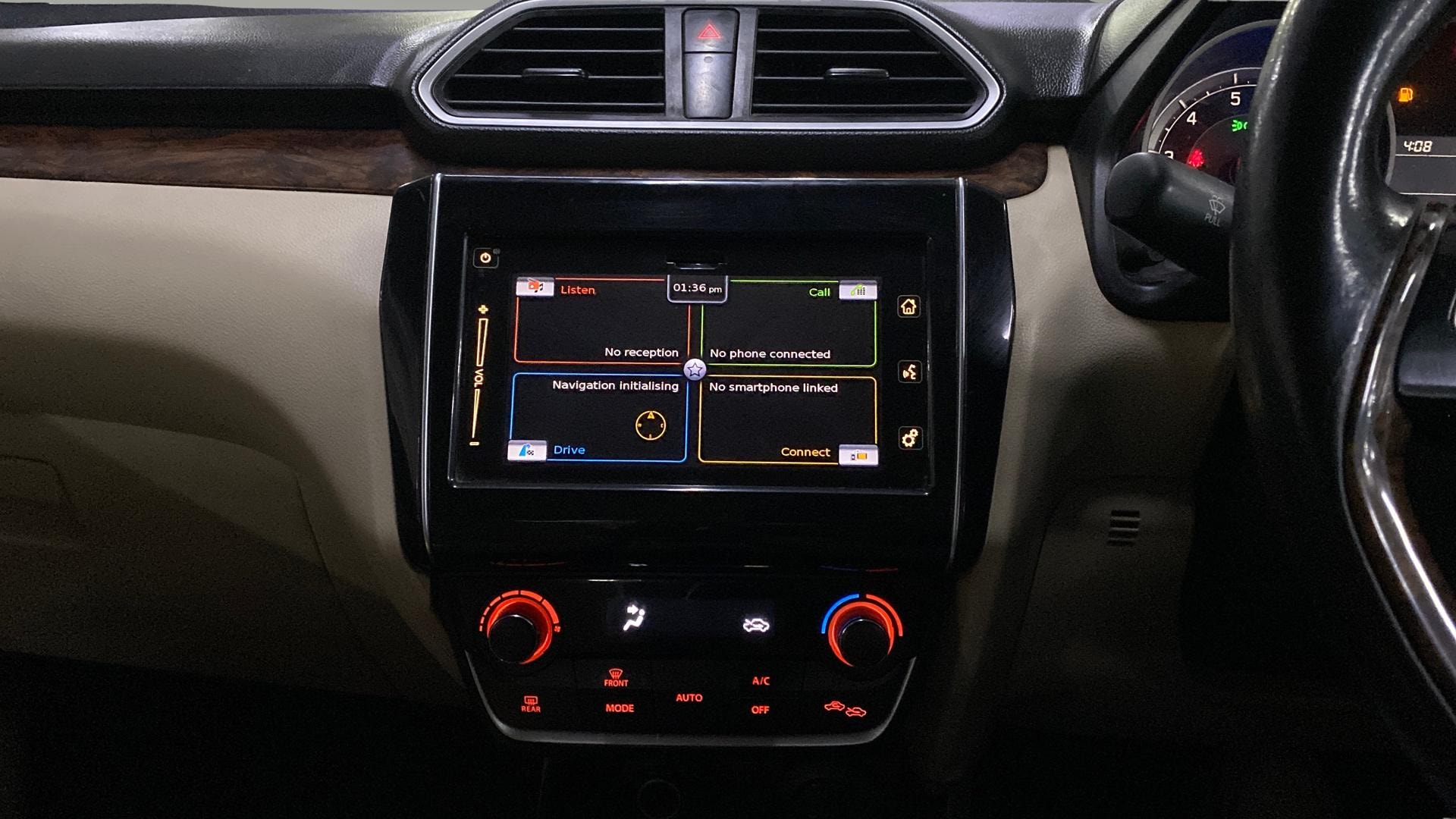 View 2017 Maruti Suzuki 1000 Base Variant Image 31 Used 2017 Maruti Suzuki 1000 Base Variant Image 31