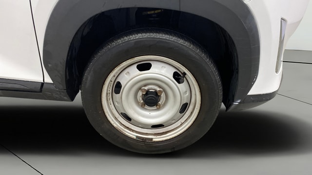 View Nissan Magnite Image 39 Used Nissan Magnite Image 39