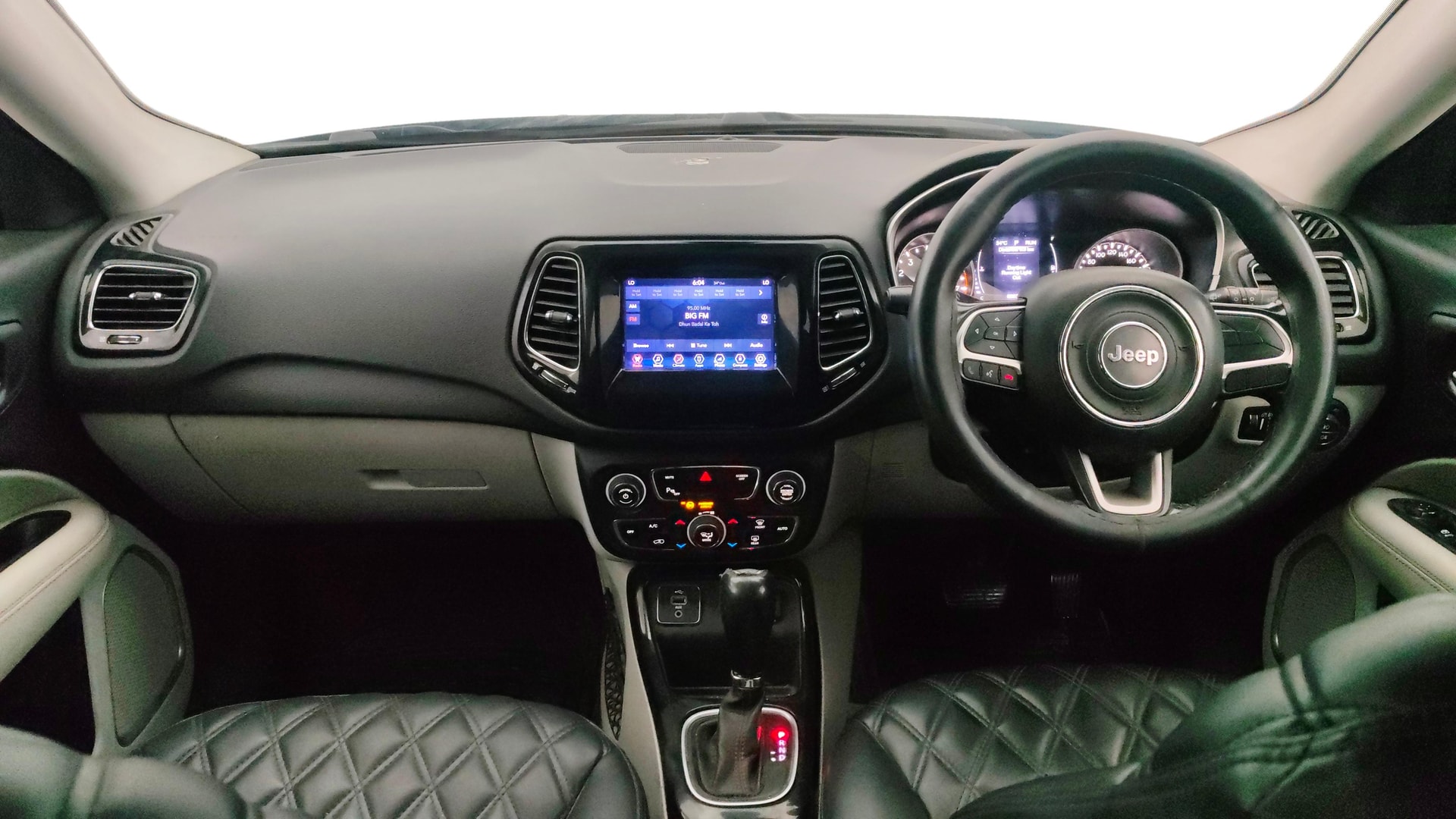 View 2018 Jeep Compass Limited 1.4 Multi AIR Petrol DDCT AT BS IV Image 30 Used 2018 Jeep Compass Limited 1.4 Multi AIR Petrol DDCT AT BS IV Image 30
