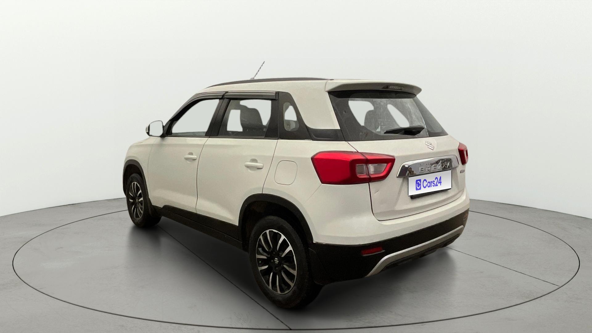 View 2022 Maruti Suzuki 1000 Base Variant Image 2 Used 2022 Maruti Suzuki 1000 Base Variant Image 2