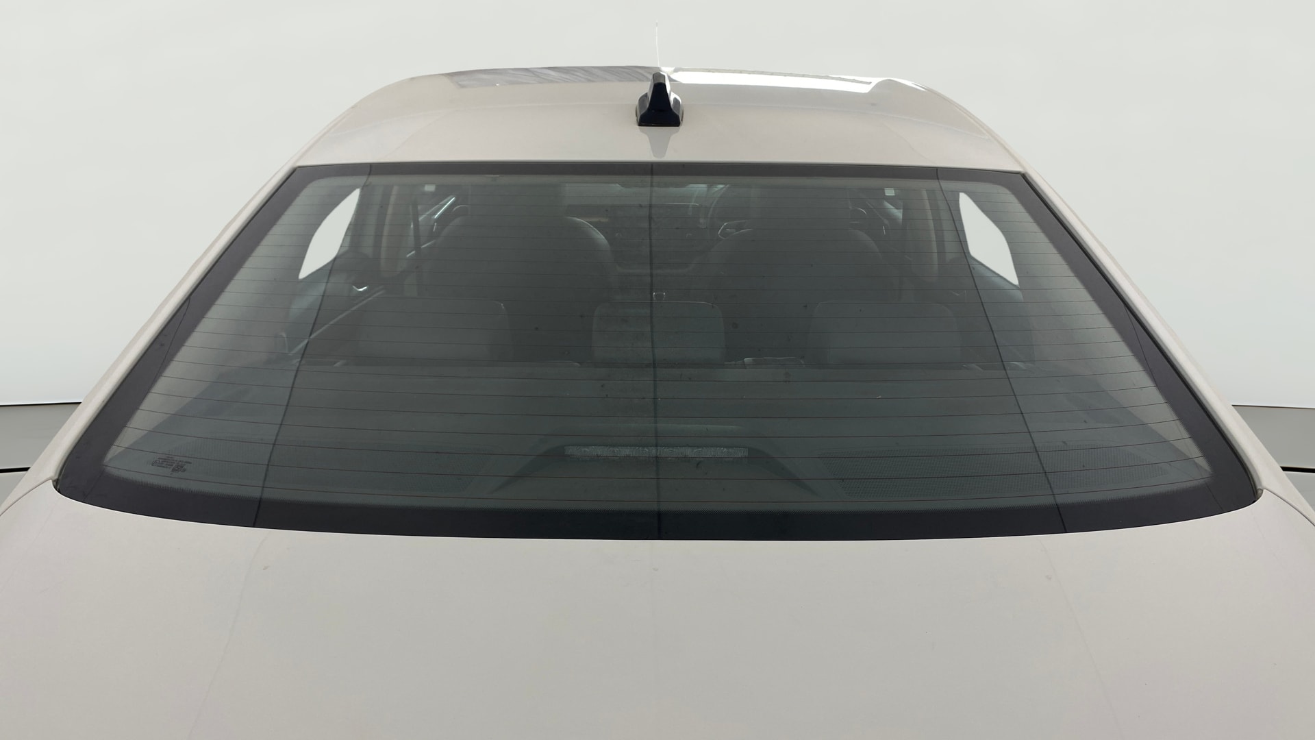 View 2023 Skoda Slavia Style 1.0 TSI AT Image 4 Used 2023 Skoda Slavia Style 1.0 TSI AT Image 4
