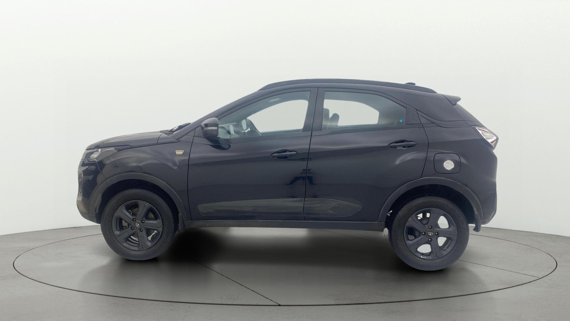 View 2022 Tata Nexon Revotron XE Image 26 Used 2022 Tata Nexon Revotron XE Image 26