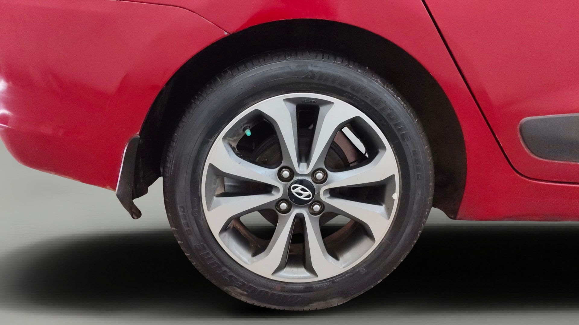 View 2015 Hyundai Xcent SX Petrol (O) Image 24 Used 2015 Hyundai Xcent SX Petrol (O) Image 24