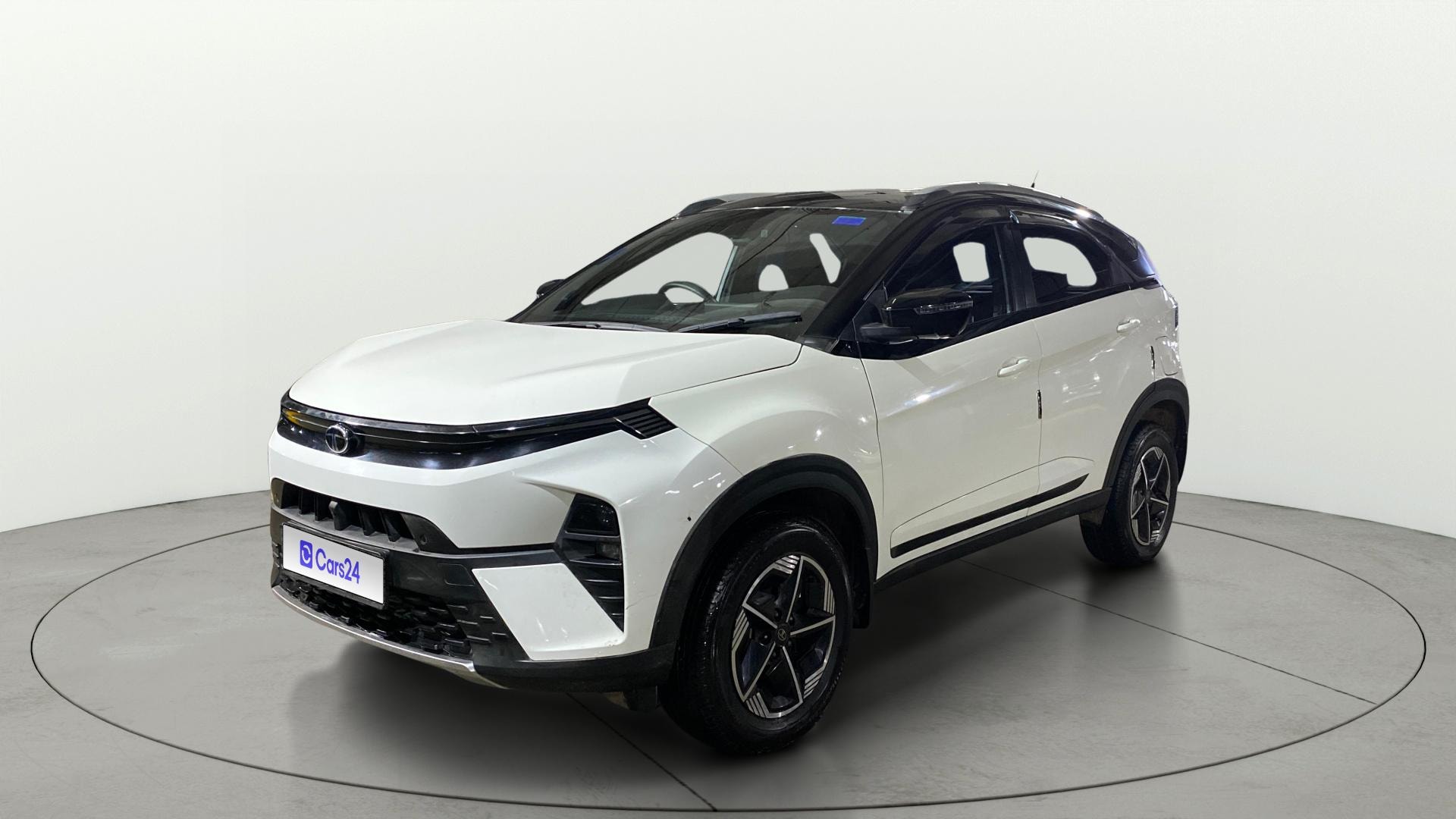 View 2024 Tata Nexon Revotron XE Image 38 Used 2024 Tata Nexon Revotron XE Image 38