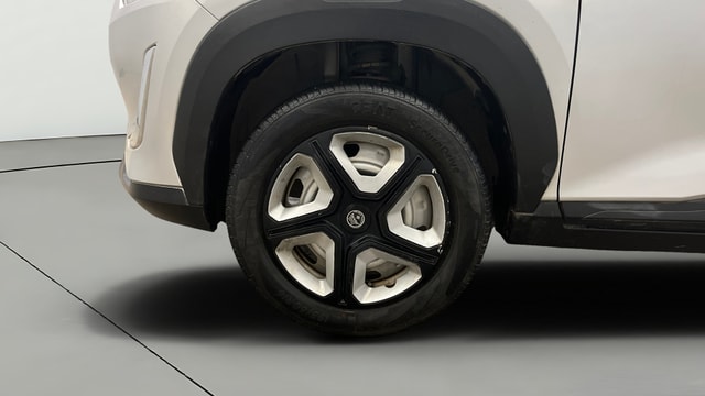 View Nissan Magnite Image 33 Used Nissan Magnite Image 33