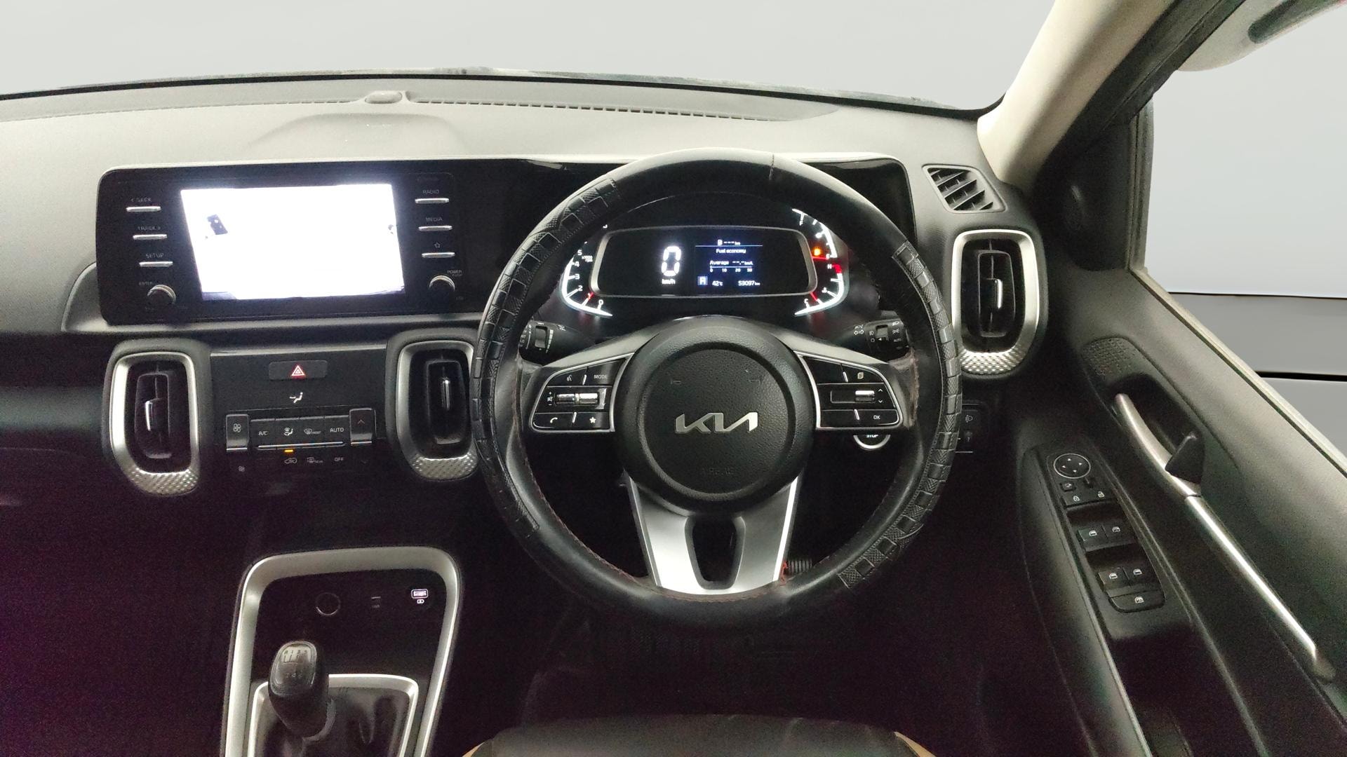 View 2021 Kia Sonet HTK Plus iMT Petrol Image 20 Used 2021 Kia Sonet HTK Plus iMT Petrol Image 20