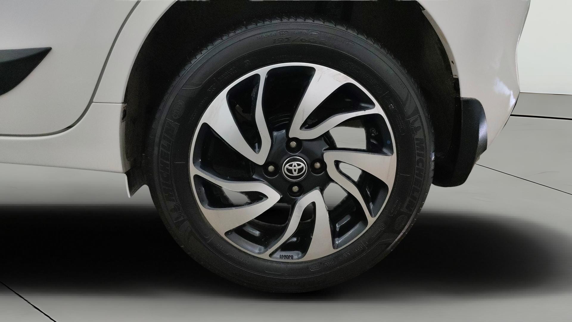 View 2019 Toyota Glanza G CVT Image 11 Used 2019 Toyota Glanza G CVT Image 11