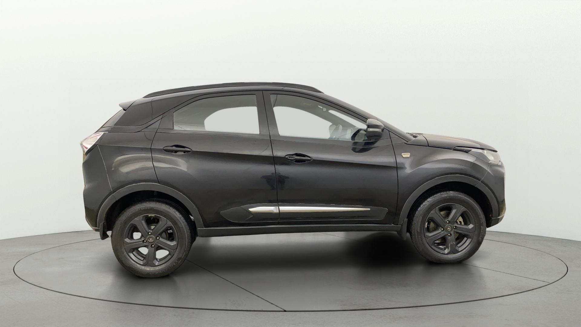 View 2022 Tata Nexon Revotron XZ Plus Dark Image 28 Used 2022 Tata Nexon Revotron XZ Plus Dark Image 28