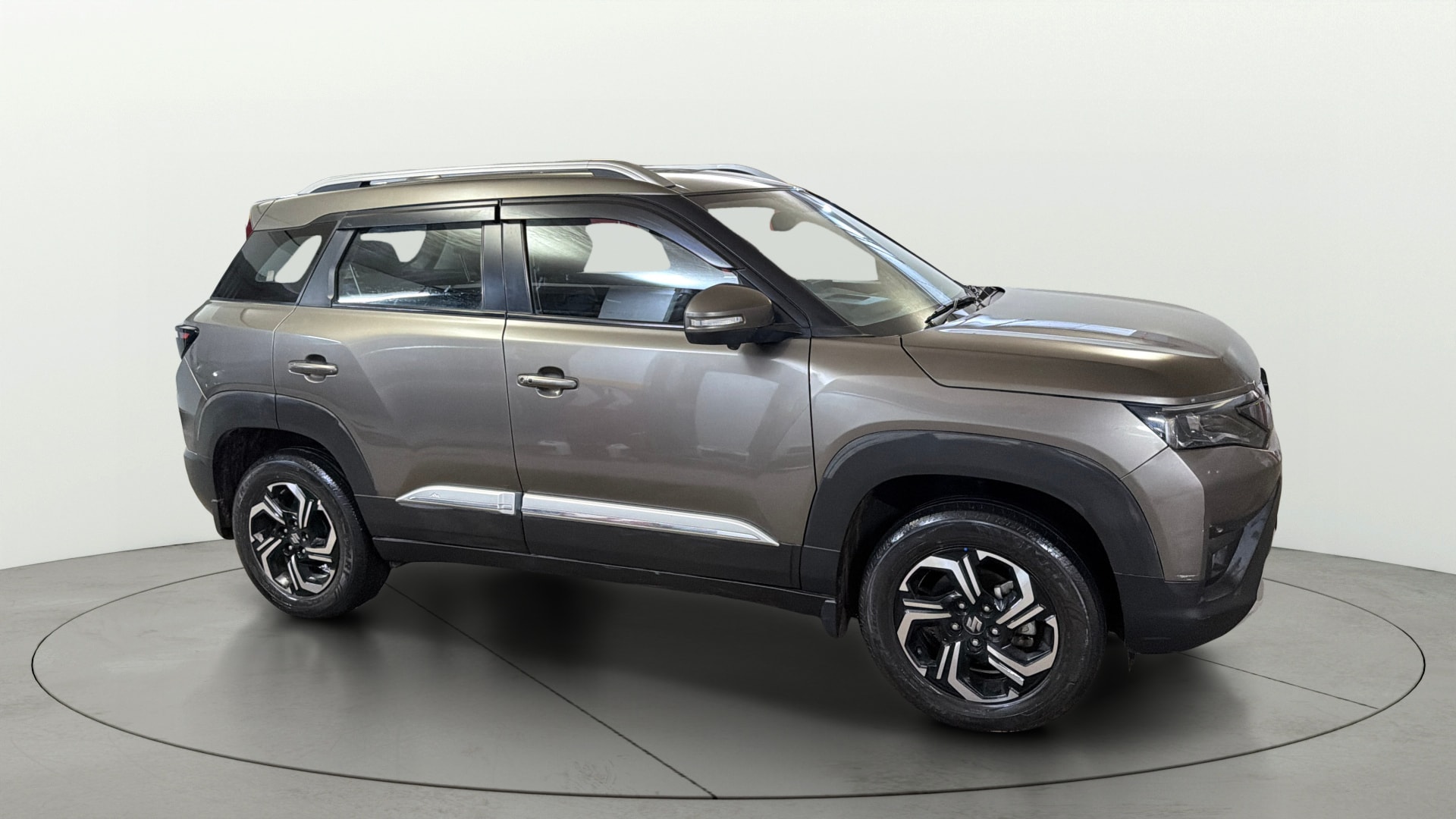 View 2023 Maruti Suzuki 1000 Base Variant Image 21 Used 2023 Maruti Suzuki 1000 Base Variant Image 21
