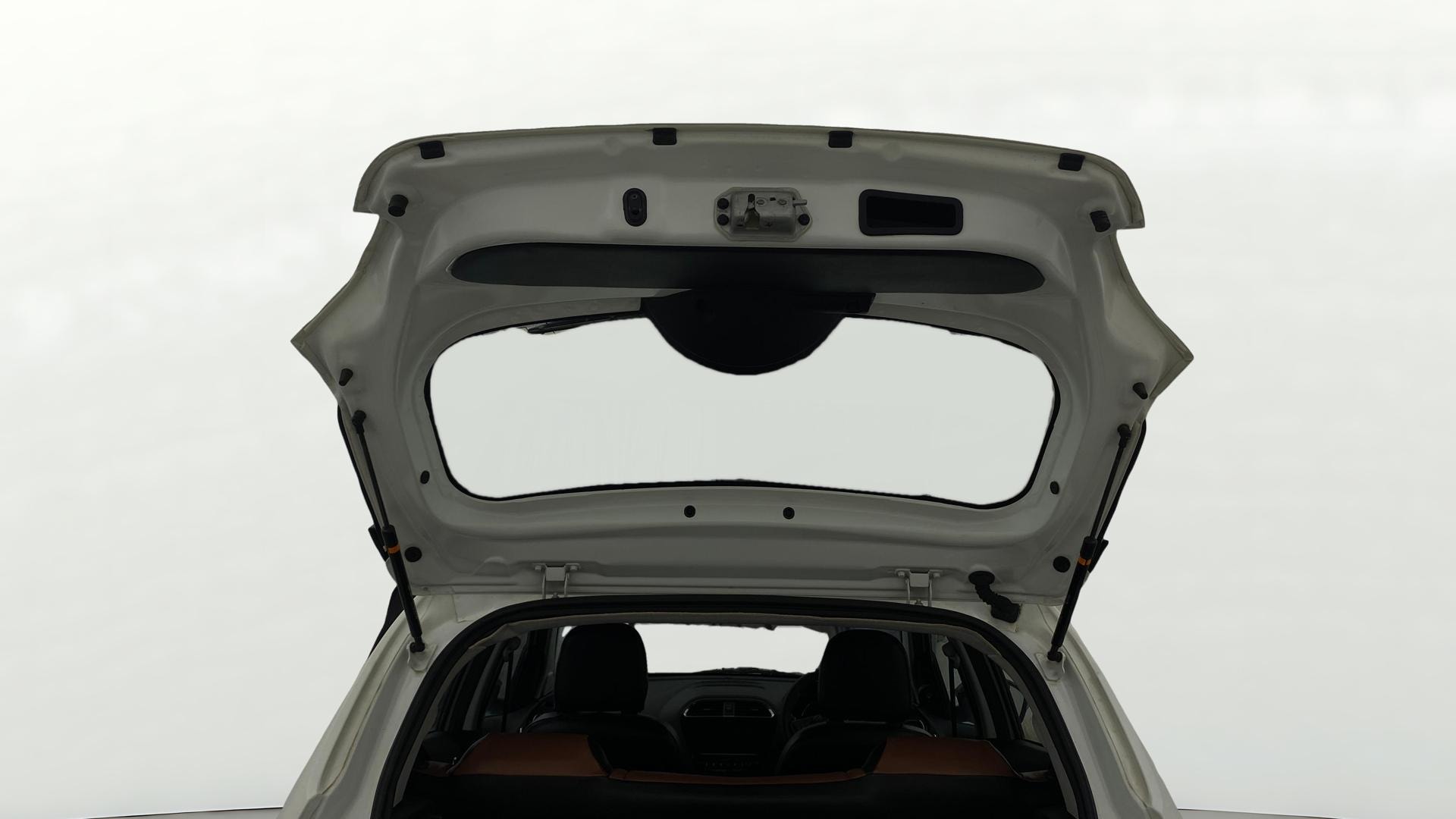 View 2021 Tata Tiago Revotorq XB Image 16 Used 2021 Tata Tiago Revotorq XB Image 16