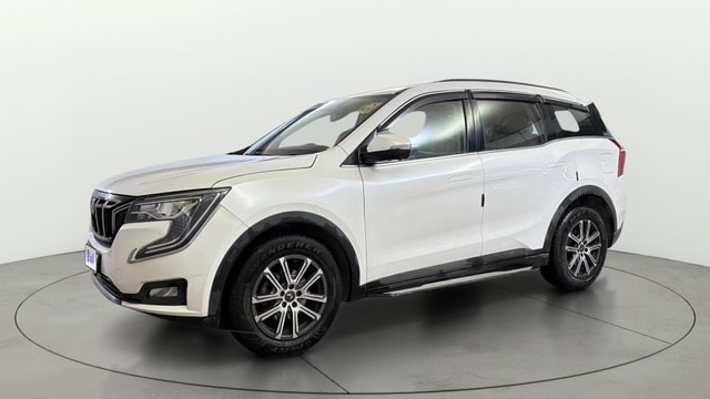 View Mahindra XUV700 Image 23 Used Mahindra XUV700 Image 23