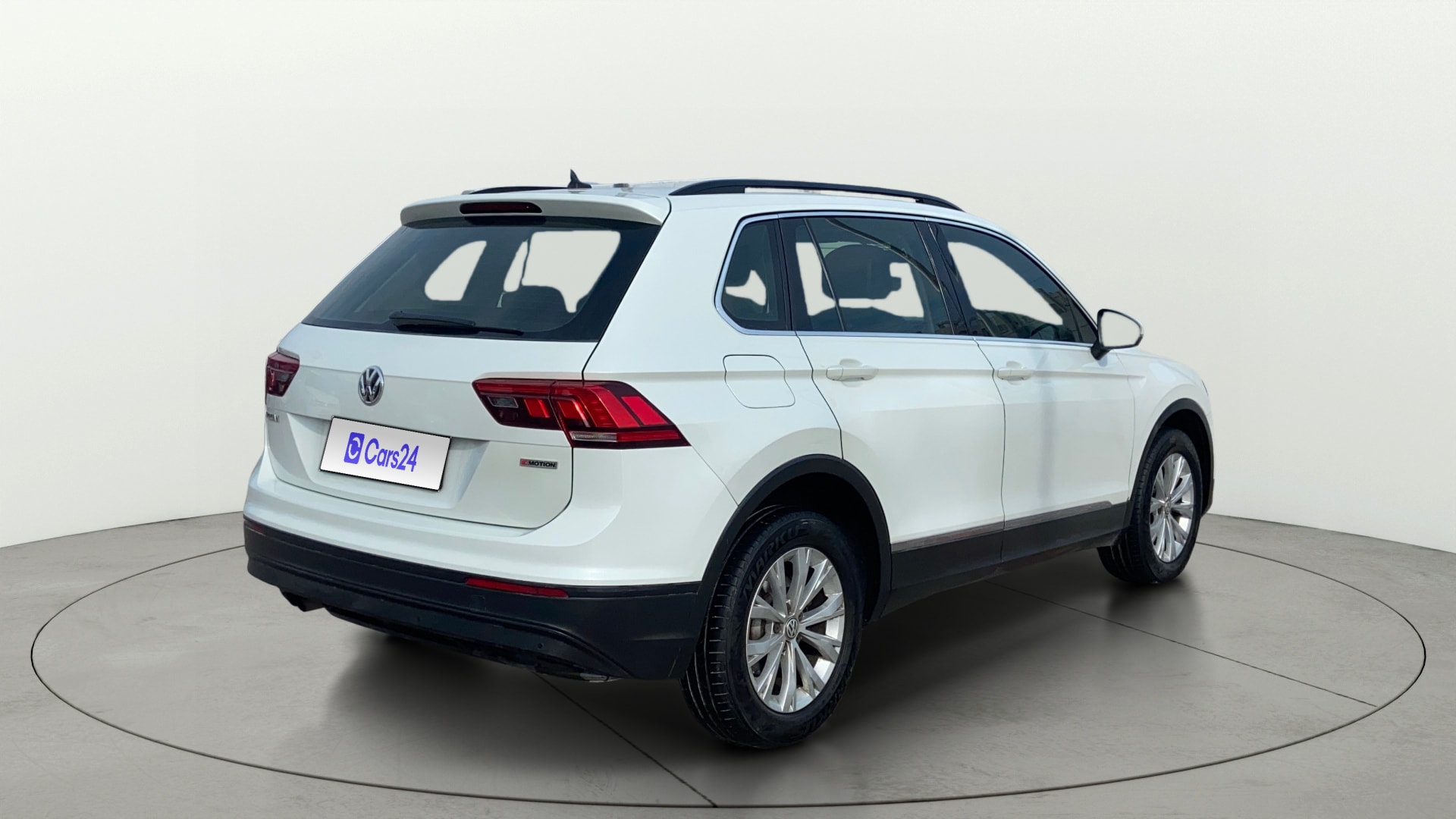 View 2019 Volkswagen Tiguan DSG 4MOTION Comfortline Image 45 Used 2019 Volkswagen Tiguan DSG 4MOTION Comfortline Image 45