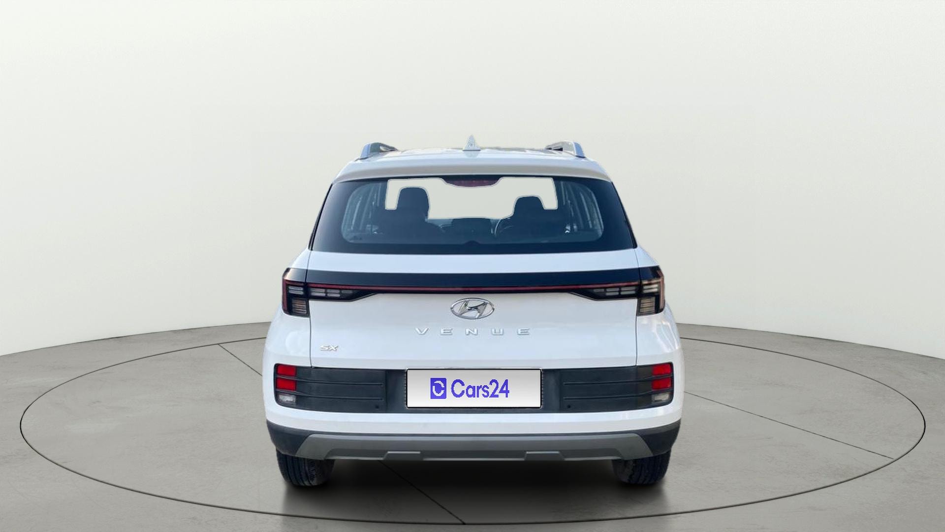 View 2024 Hyundai Venue SX 1.2 Petrol MT Image 42 Used 2024 Hyundai Venue SX 1.2 Petrol MT Image 42