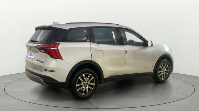 View Mahindra XUV700 Image 47 Used Mahindra XUV700 Image 47