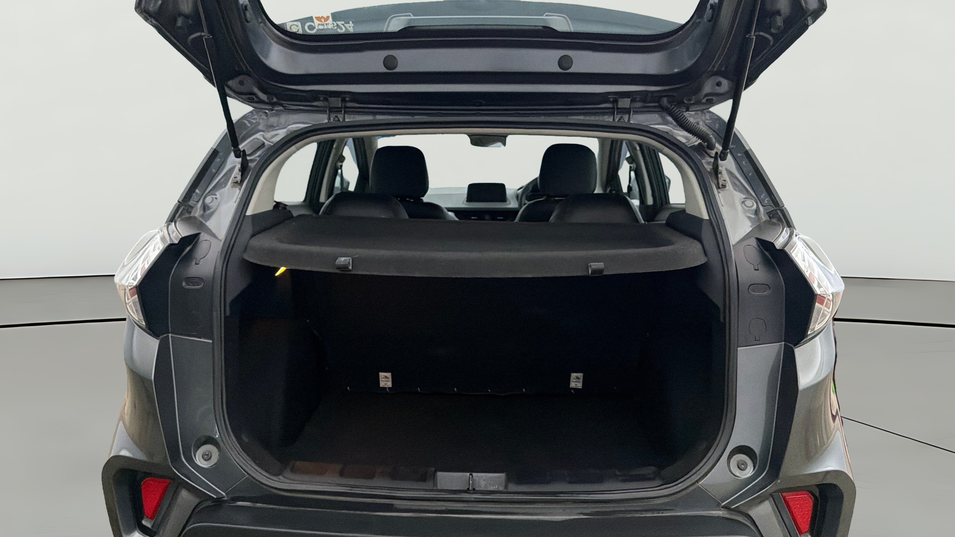 View 2024 Tata Nexon Revotron XE Image 37 Used 2024 Tata Nexon Revotron XE Image 37