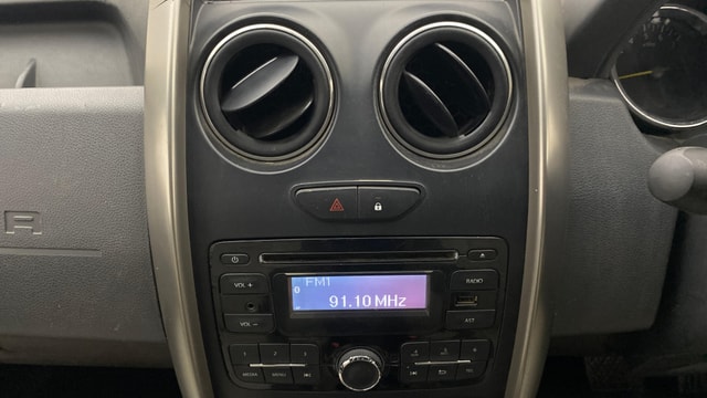 View Renault Duster Image 17 Used Renault Duster Image 17