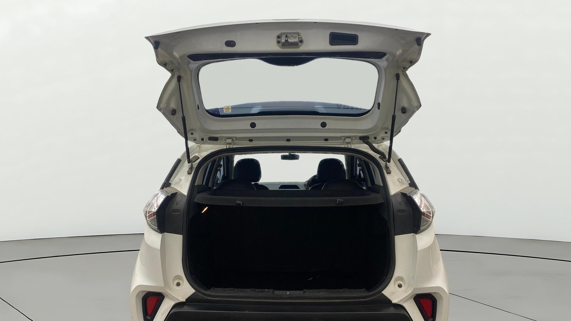 View 2021 Tata Nexon Revotron XM Image 16 Used 2021 Tata Nexon Revotron XM Image 16