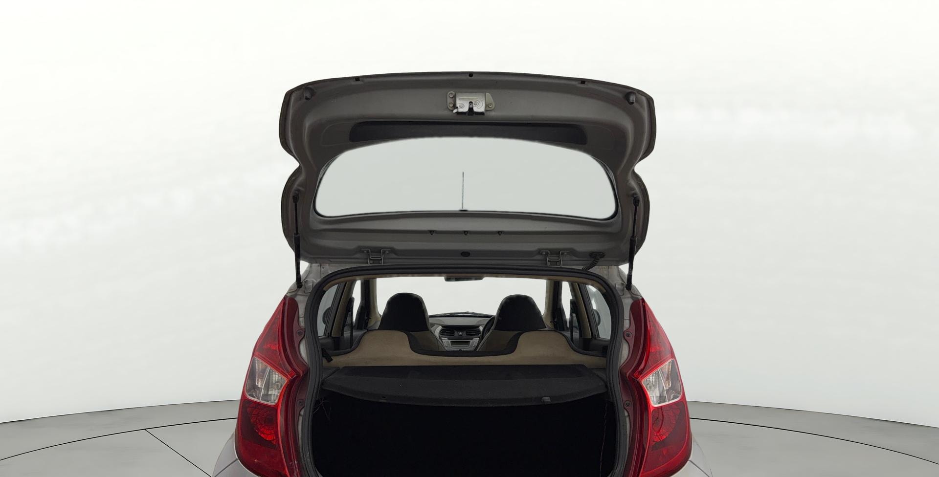 View 2015 Hyundai EON Magna Plus Image 16 Used 2015 Hyundai EON Magna Plus Image 16
