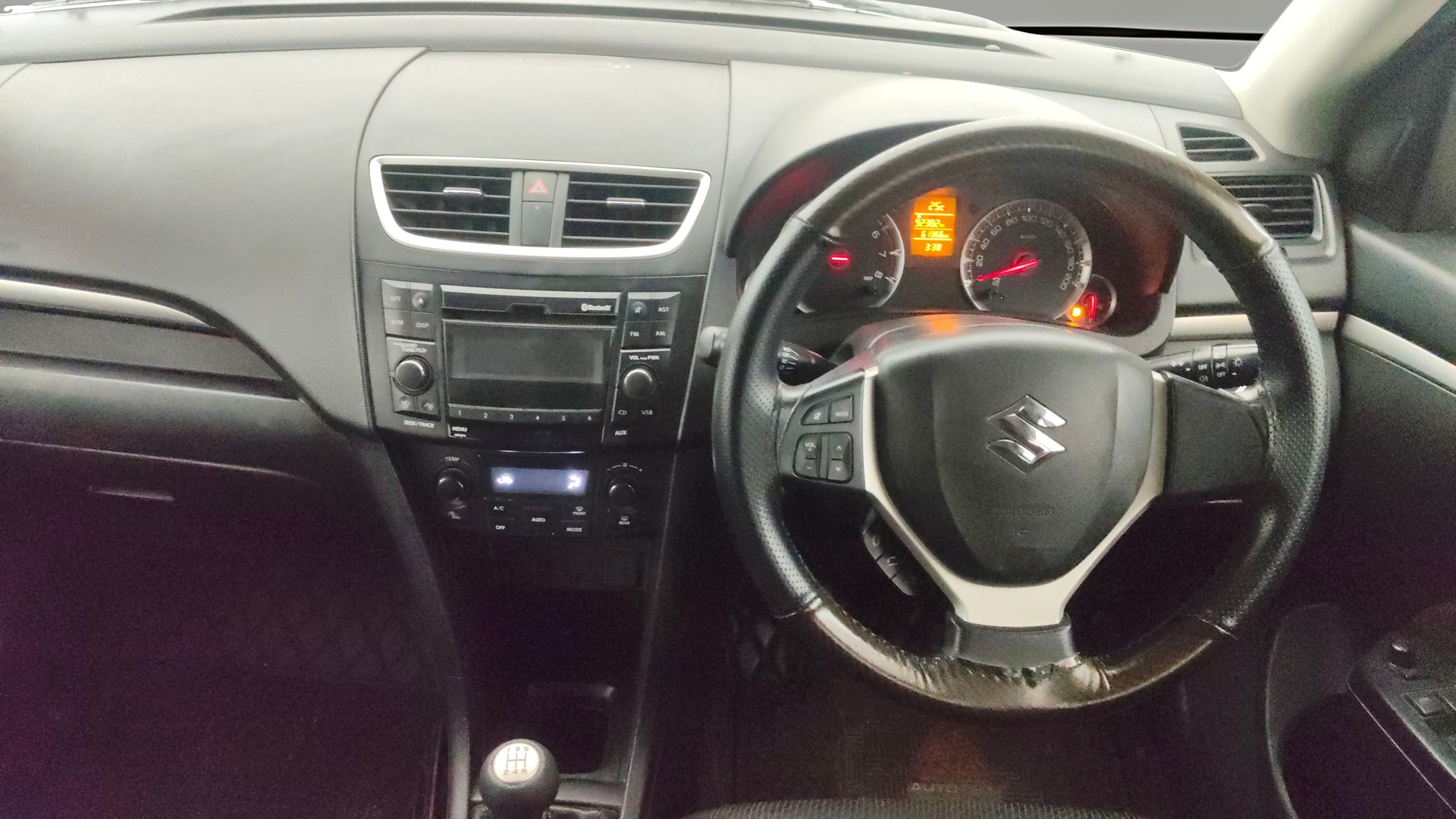 View 2016 Maruti Suzuki 1000 Base Variant Image 20 Used 2016 Maruti Suzuki 1000 Base Variant Image 20