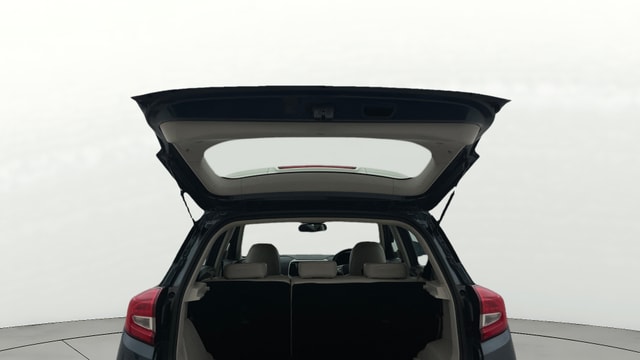 View Mahindra XUV300 Image 32 Used Mahindra XUV300 Image 32