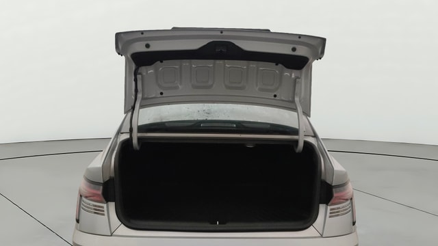 View Hyundai Verna Image 31 Used Hyundai Verna Image 31
