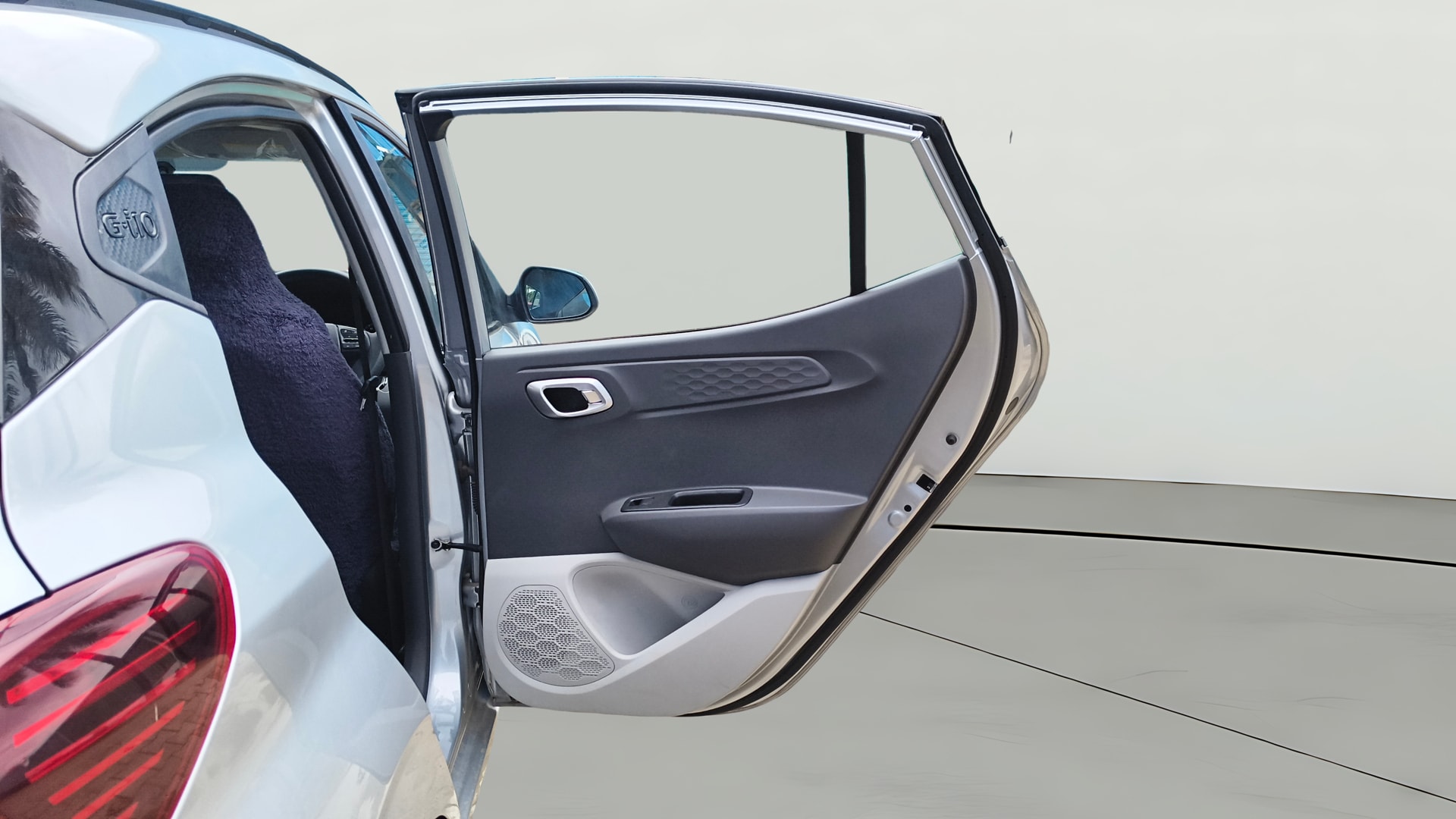View 2024 Hyundai Grand i10 Nios Sportz Petrol AMT Image 6 Used 2024 Hyundai Grand i10 Nios Sportz Petrol AMT Image 6