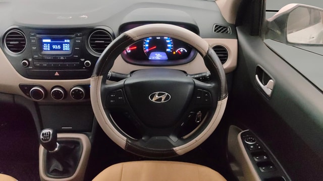 View Hyundai Xcent Image 20 Used Hyundai Xcent Image 20