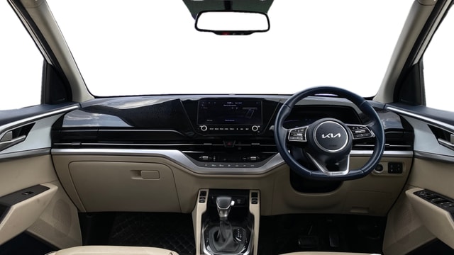 View Kia Carens Image 32 Used Kia Carens Image 32