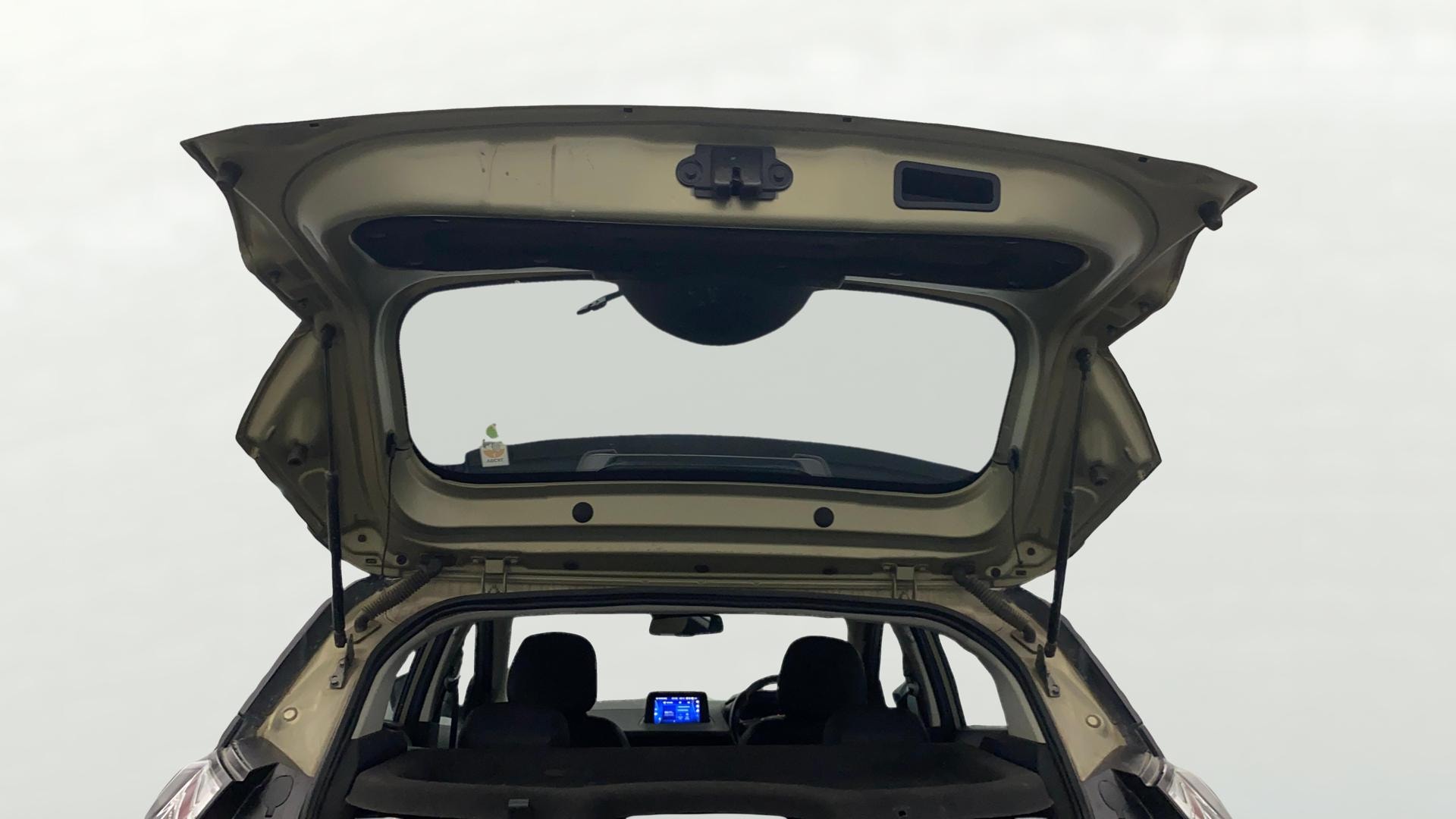 View 2022 Tata Nexon Revotron XE Image 17 Used 2022 Tata Nexon Revotron XE Image 17