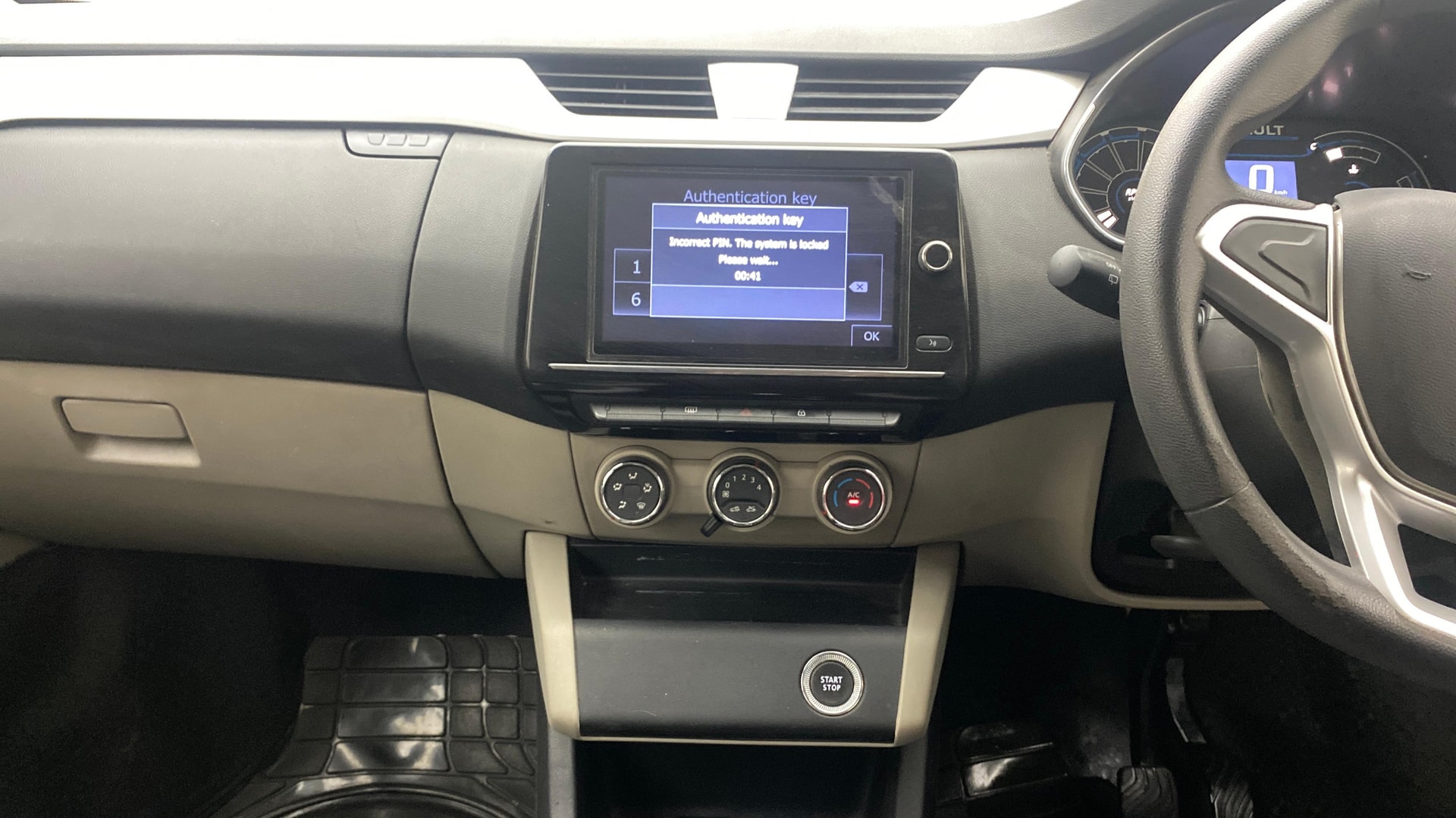Used 2021 Renault Triber Used 2021 Renault Triber