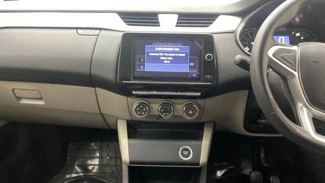 View Renault Triber Image 18 Used Renault Triber Image 18